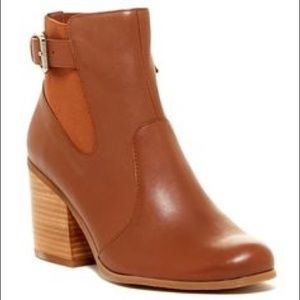 SUSINA Nordstrom brown buckle ankle boots